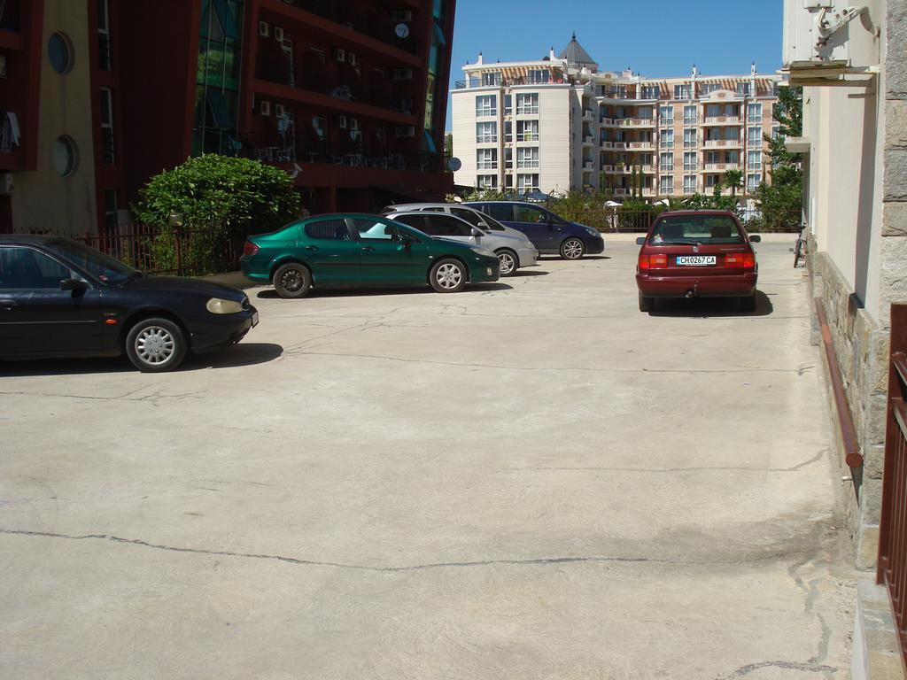 Summer Breeze Apartments Sunny Beach Exterior foto